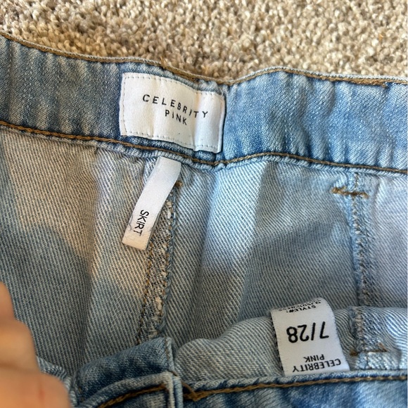 Celebrity pink denim light wash button up skirt - Picture 3 of 4